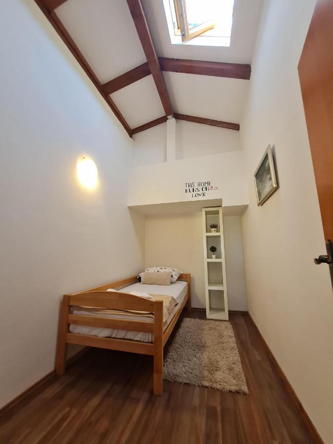 Apartment Franka 드라말리 외부 사진